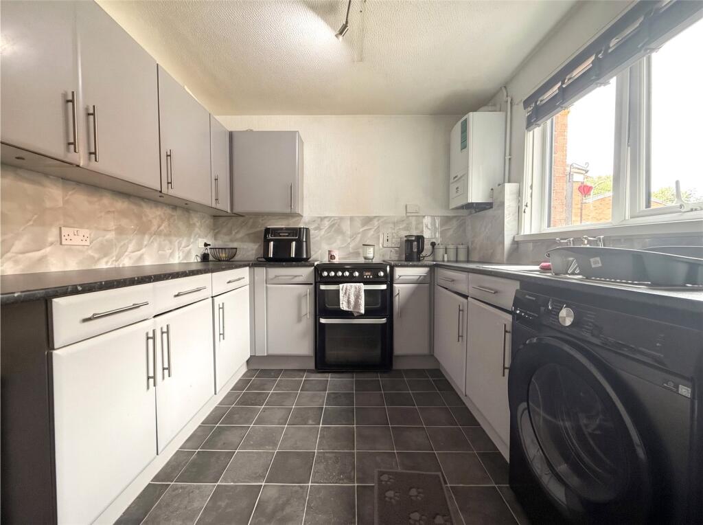 House in Shrewsbury, Shropshire - View 2