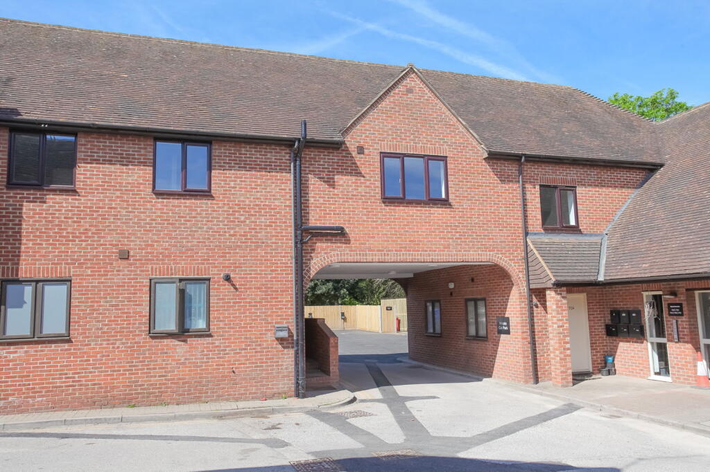High Street, Wallingford, OX10 0BU