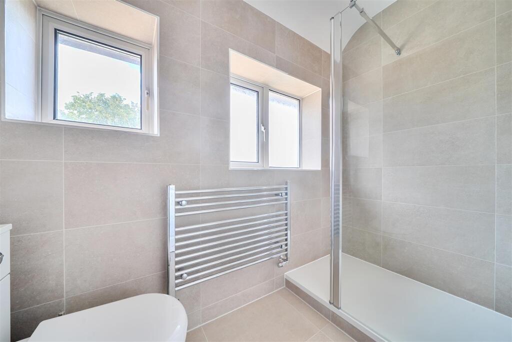 House in Spelthorne, Surrey - View 4