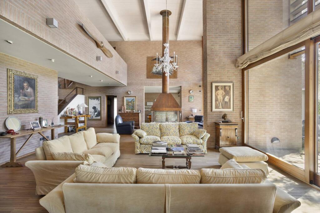 Main image of property: Emilia-Romagna, Bologna, Castello d`Argile