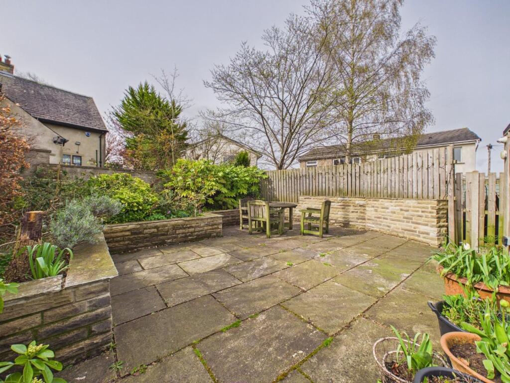 Additional image 21 of Hallowes Grove, Cullingworth, Bradford