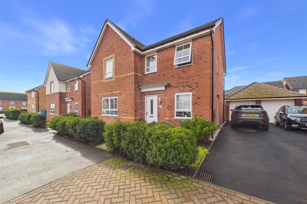 Main image of property: Phoenix Lane, Fernwood, Newark