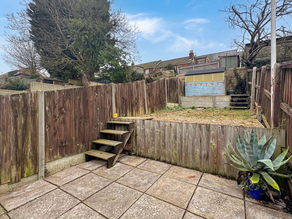House in Cowes, Isle of Wight - View 2