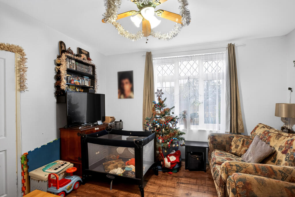 Downham Way, Bromley, BR1 photo 2