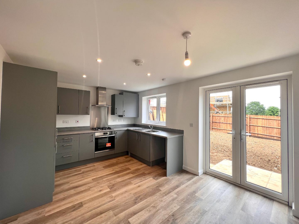 House in Collingtree, Collingtree Park - View 2