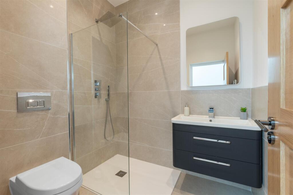 Additional image 21 of Haye Lane