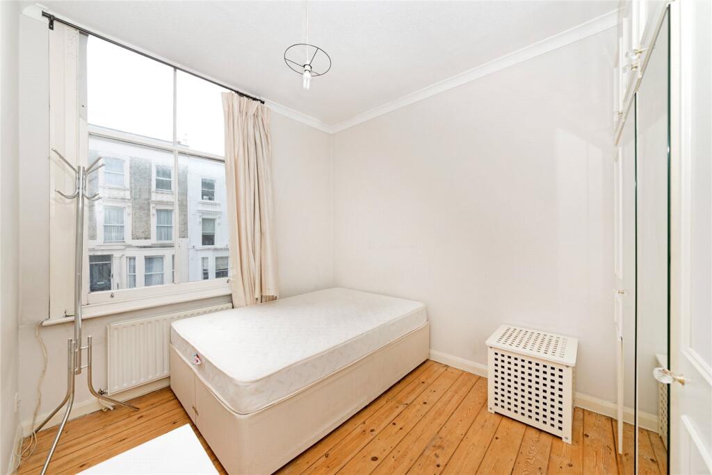 Apartment in London, North Kensington - View 5