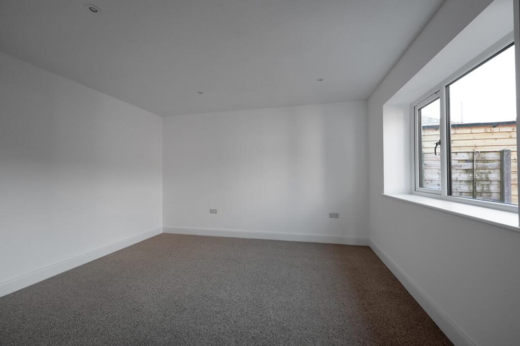 House in Ribble Valley, Longridge - More