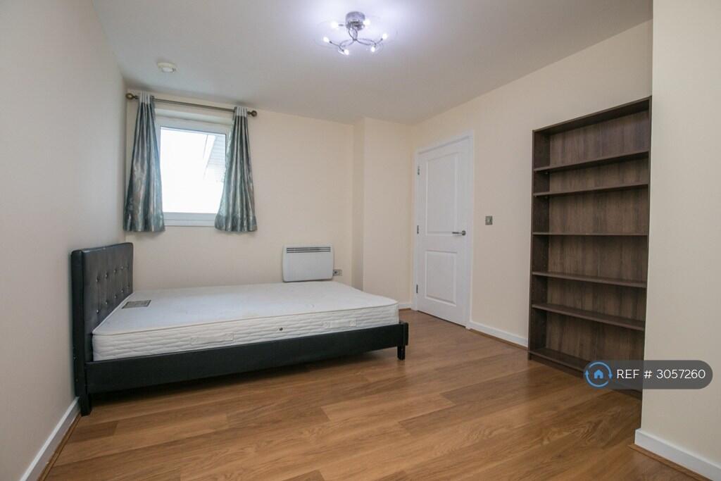 Main image of property: The Junction, Slough, SL2