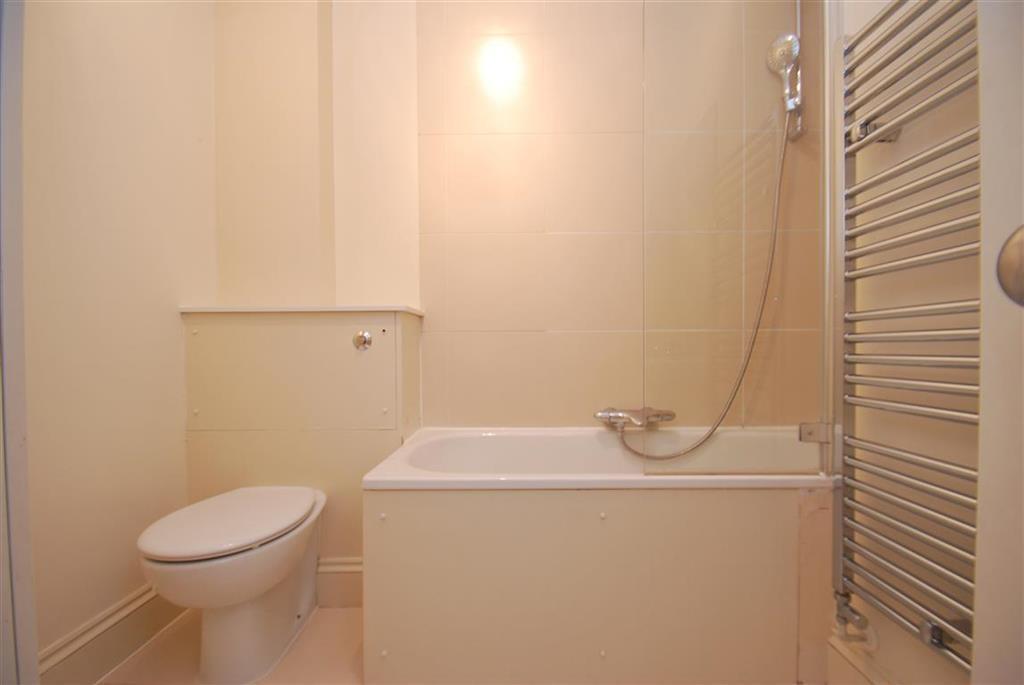 Apartment in Bath - View 4