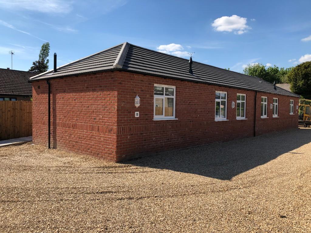 Main image of property: Spalding Road, Pinchbeck