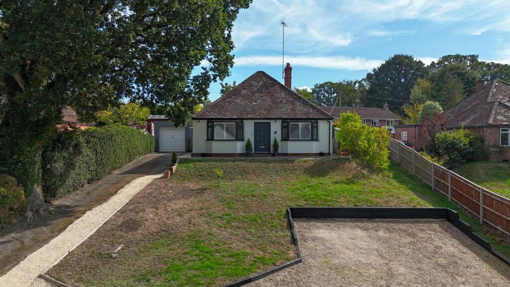 Main image of property: Curridge Road, Curridge, Thatcham, RG18