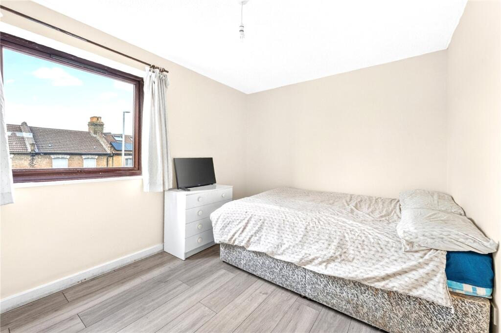 Apartment in London, Walthamstow - More