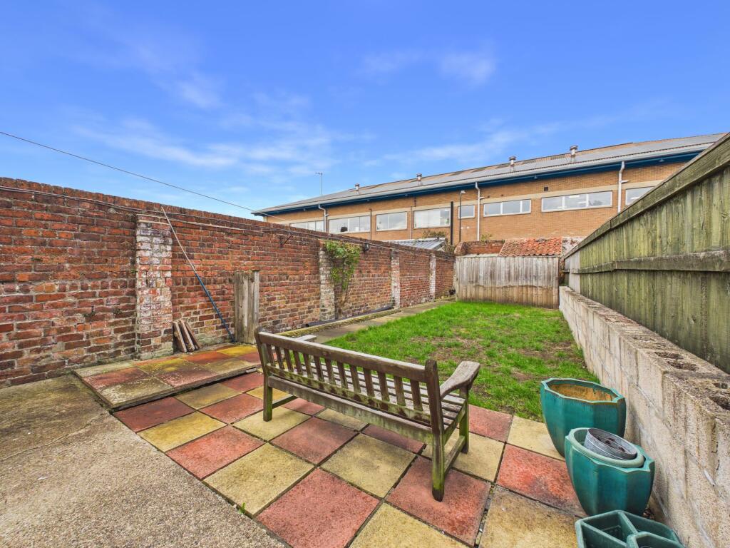House in York - View 5