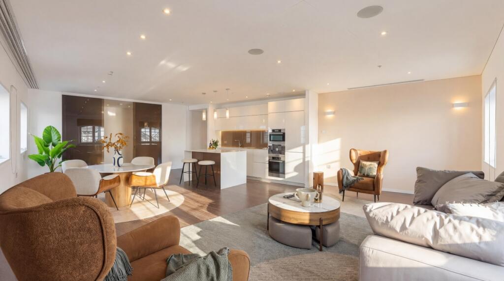 Main image of property: Marconi House, Strand Covent, Garden WC2R