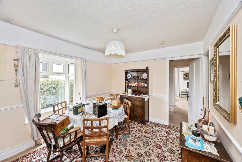 42 Mill Road, Lancing, West Sussex, BN15 0PZ photo 3