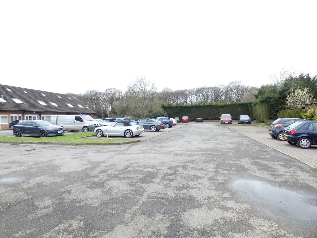 Additional image 10 of Acorn Lodge, Lye Lane