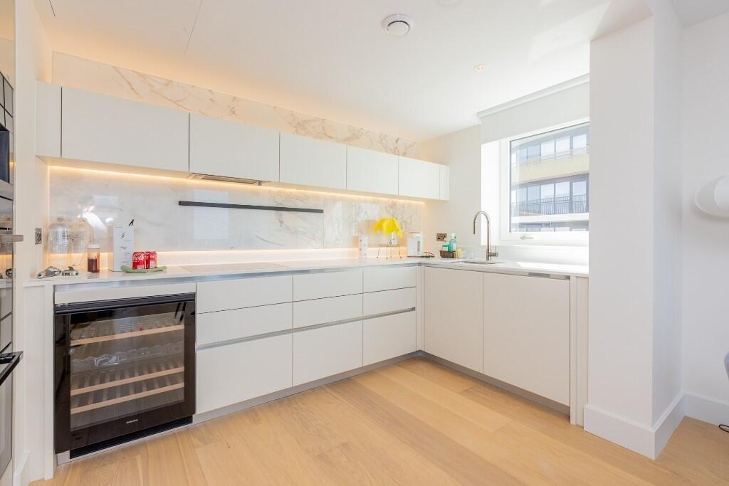 Apartment in London, Shepherd's Bush - View 4
