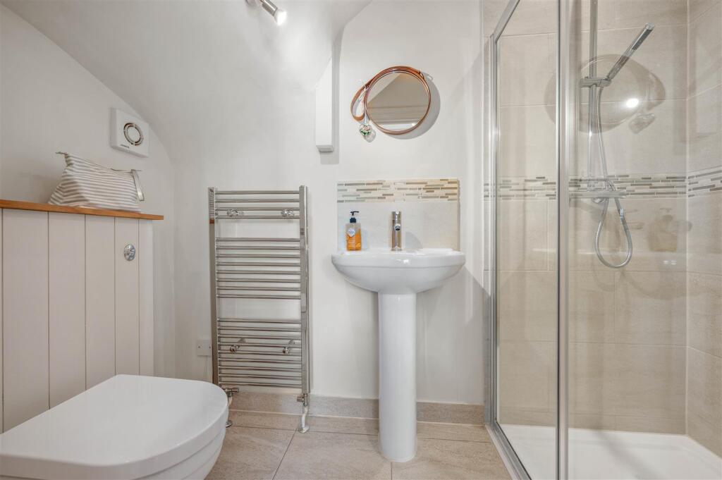 Additional image 12 of Stratford Road, Henley-In-Arden