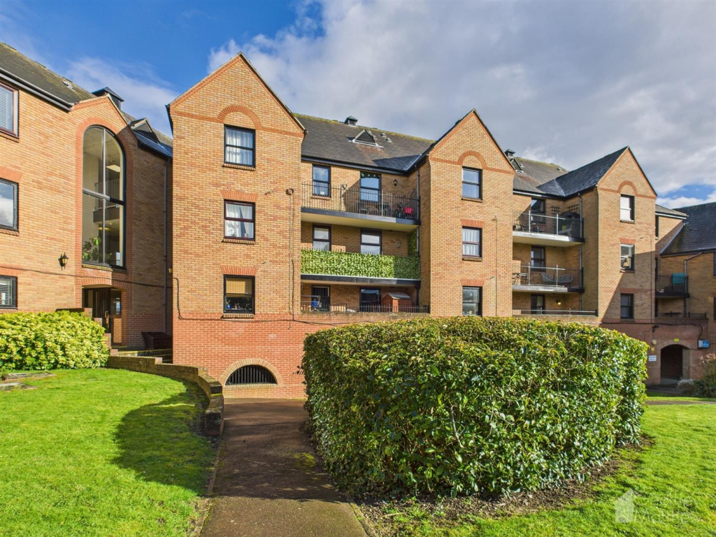 Main image of property: Chelmsford Road, Dunmow