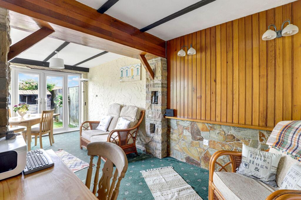 Frances Grove, Hucknall, NG15 - More