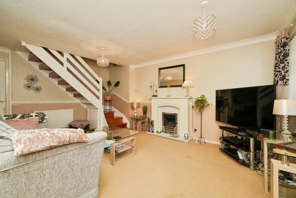 Melksham Drive, Wirral photo 2