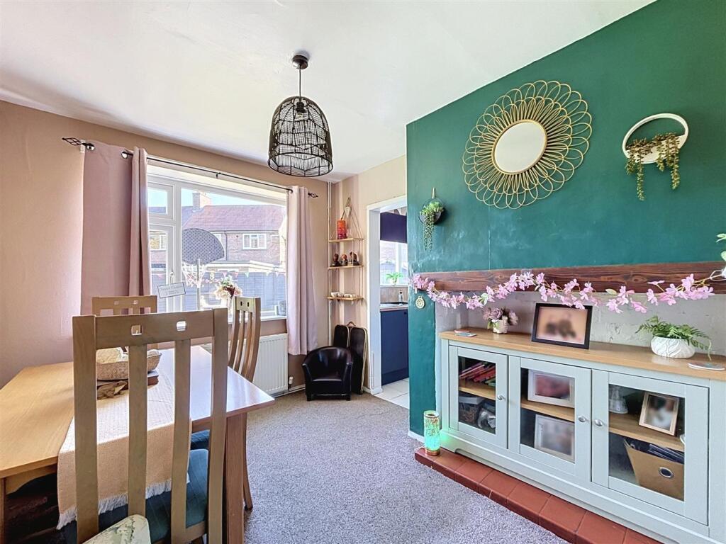 House in Hornsea, East Riding of Yorkshire - More