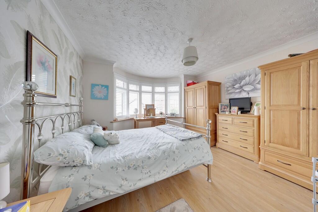 House in Orpington, Poverest, Ramsden - View 5