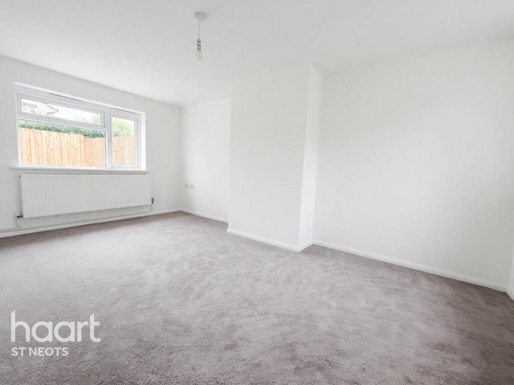 House in Huntingdonshire, Brampton - View 4