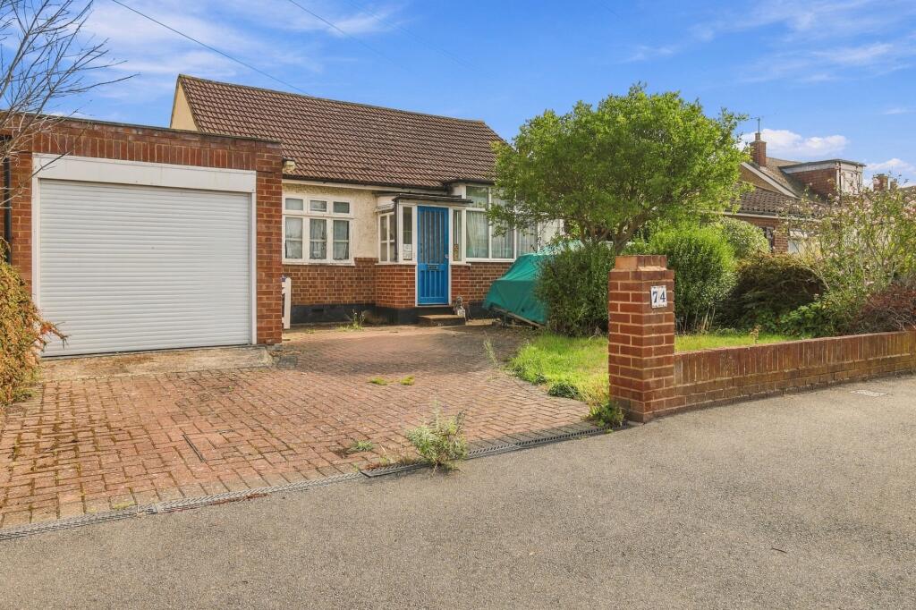 Main image of property: WINDSOR AVENUE, North Grays