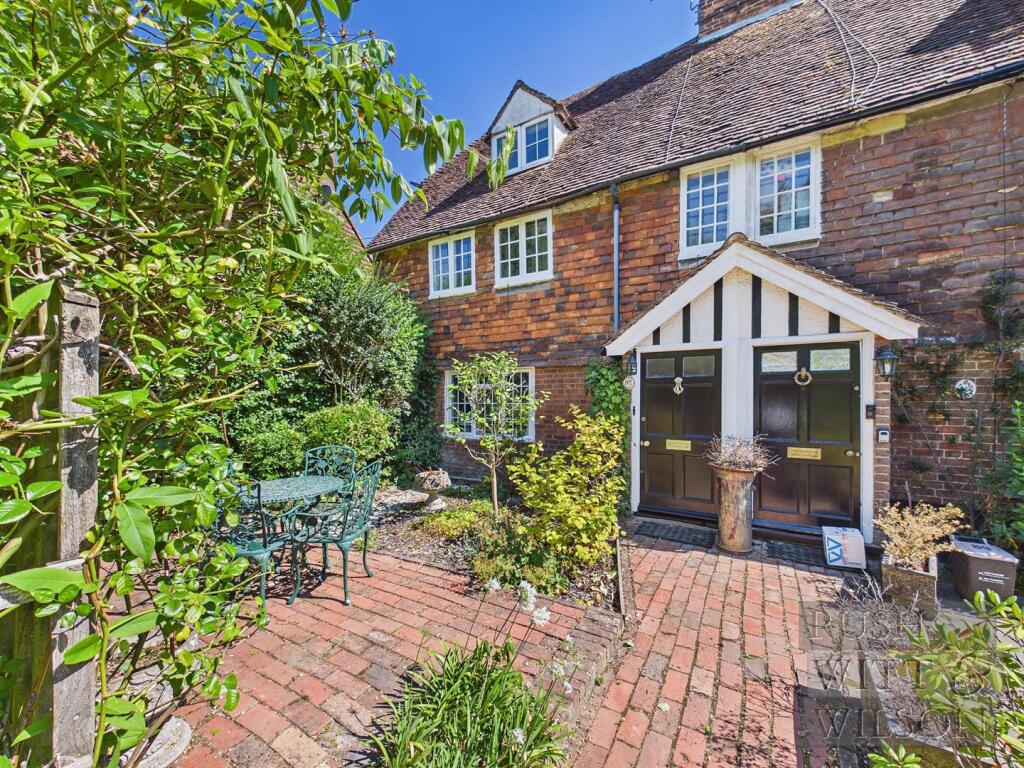 Main image of property: High Street, Tenterden