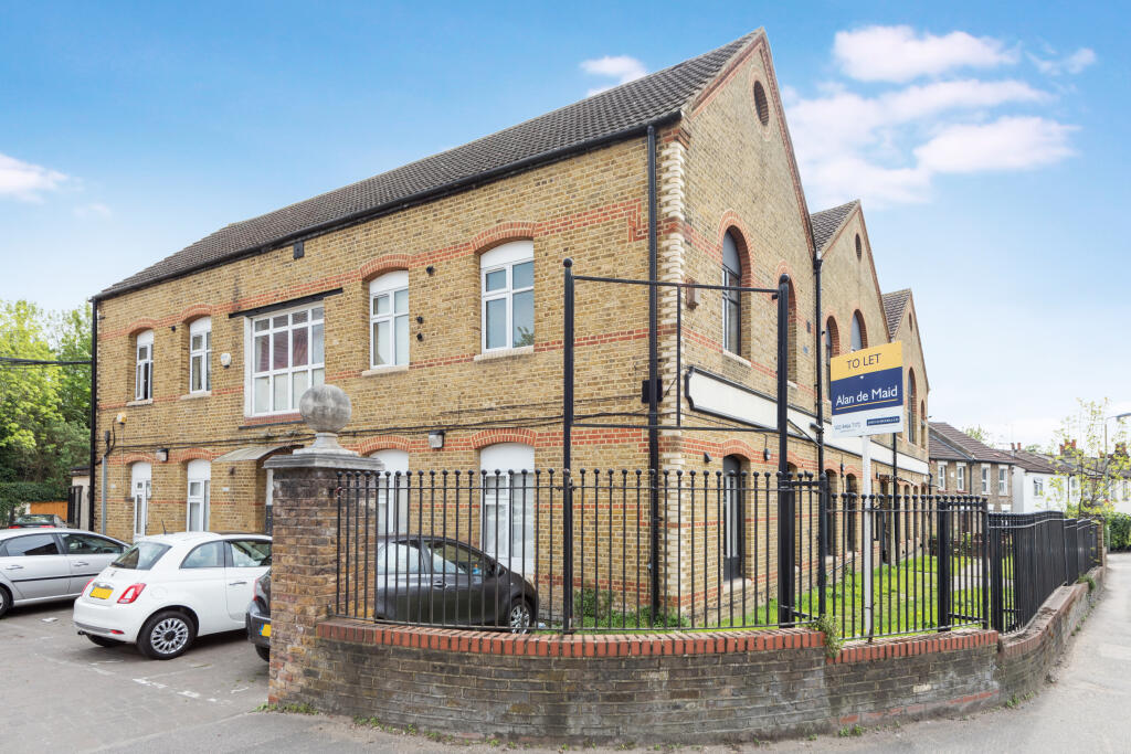 Apartment in Bromley - View 4