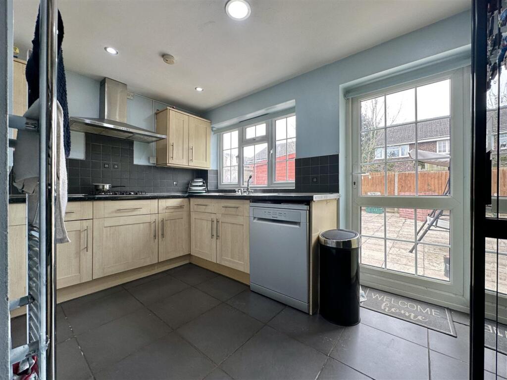 Badminton Road, Rushey Mead, Leicester photo 4