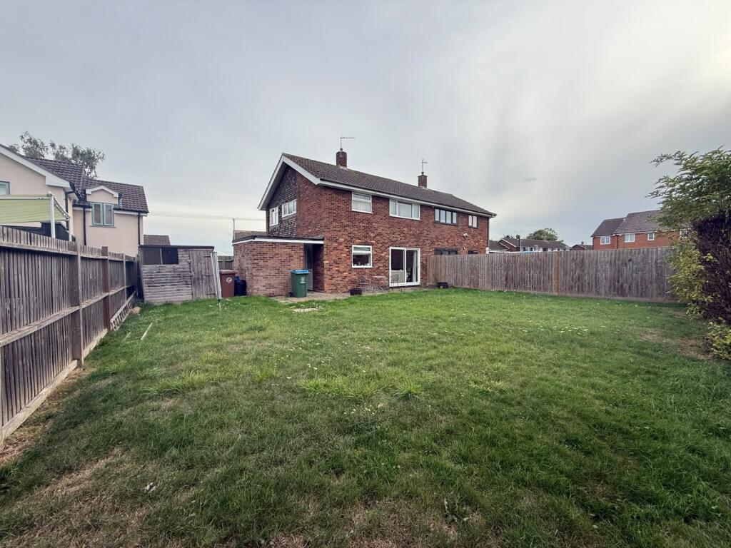 Coventon Road, Aylesbury photo 4