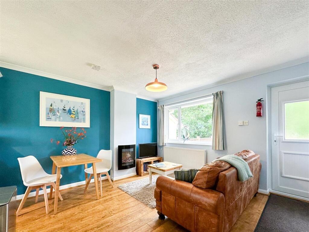 Fantastic bolt hole, Cury Cross Lanes photo 2