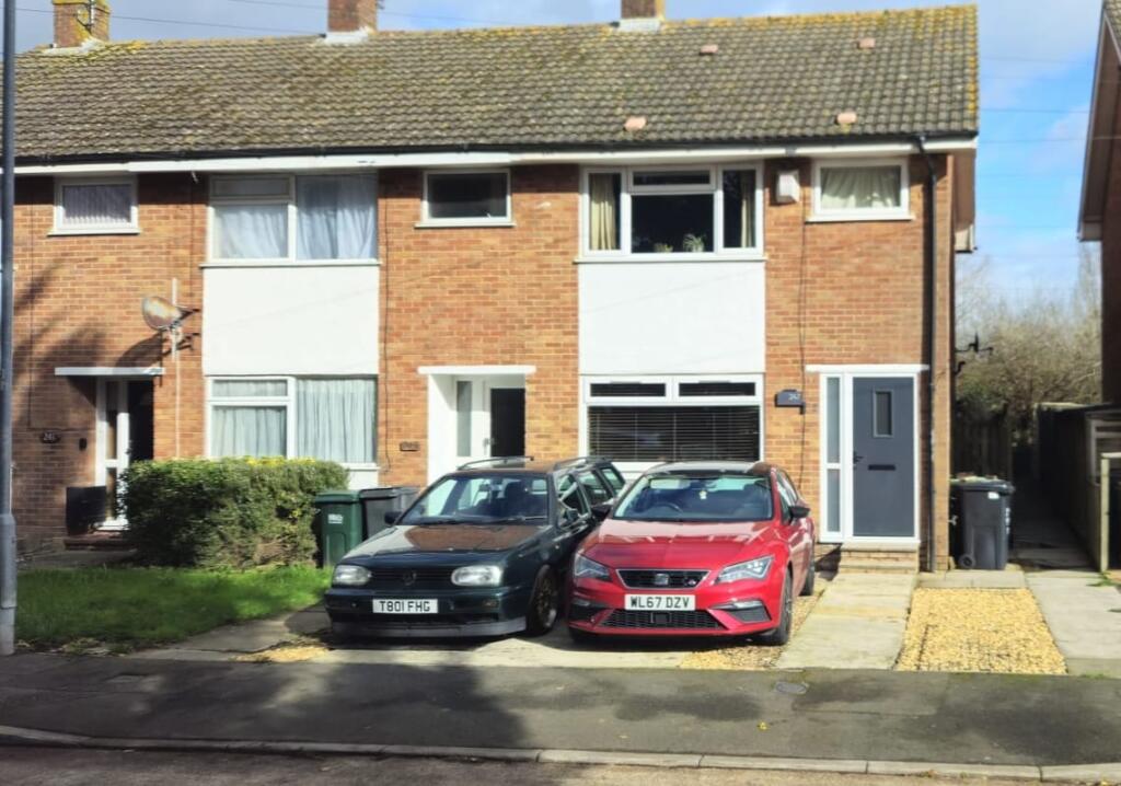 3-bed terraced on Percival Road, Eastbourne, BN22, £260,000