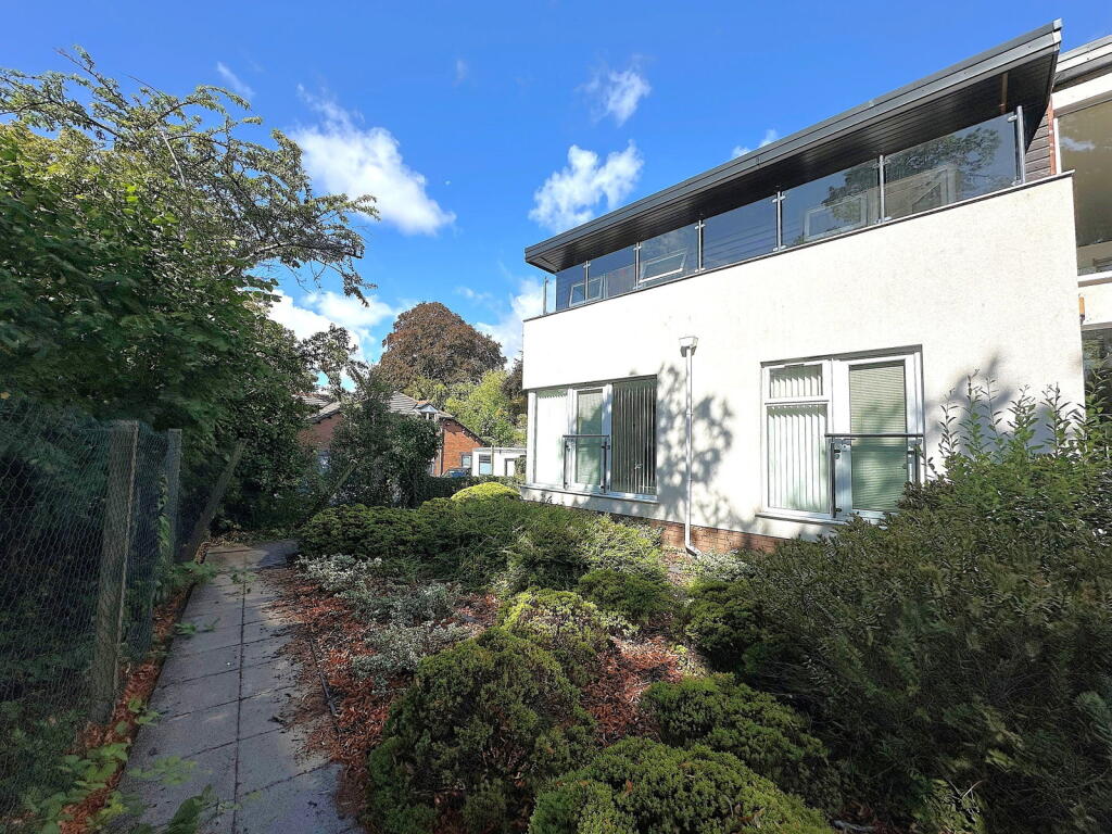 Main image of property: Teign House, Kingsteignton Road, Newton Abbot, TQ12 2QQ