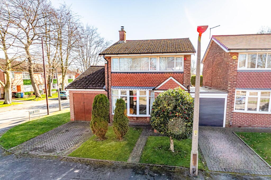 Main image of property: Stretford Road, Urmston, Manchester, M41