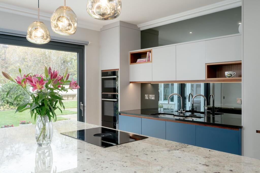 House in Lugton, Eskbank - View 5