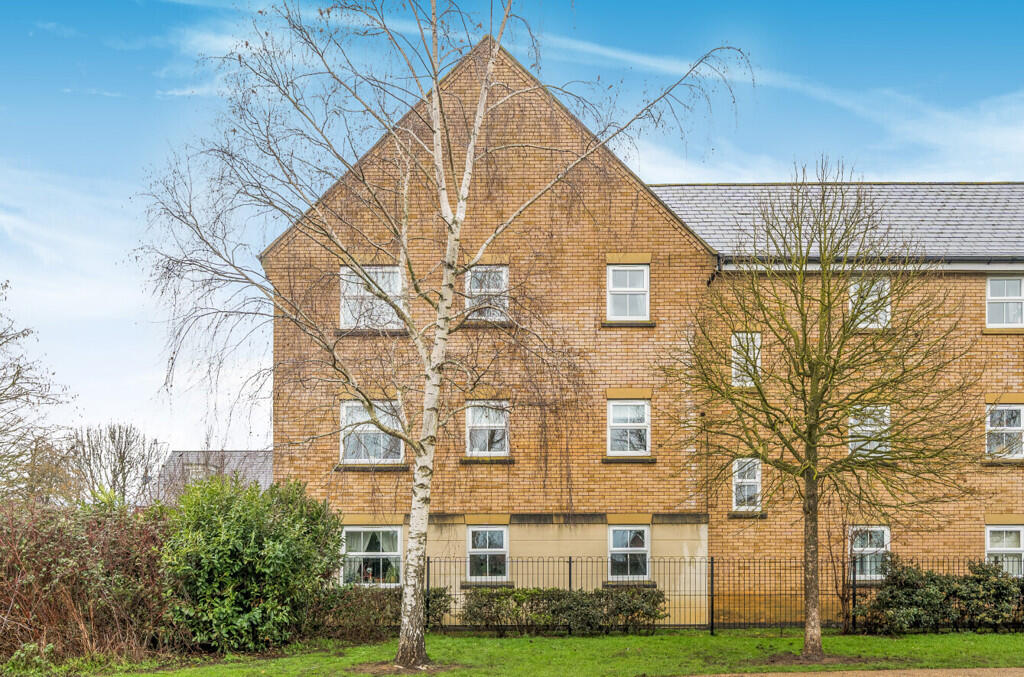 Main image of property: Alchester Court, Towcester, Northamptonshire, NN12