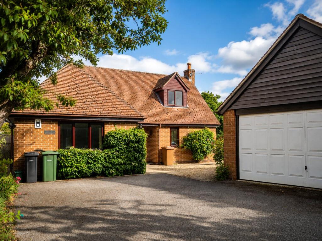 Main image of property: Crispie, Lamborough Hill, Wootton, Abingdon, Oxfordshire, OX13