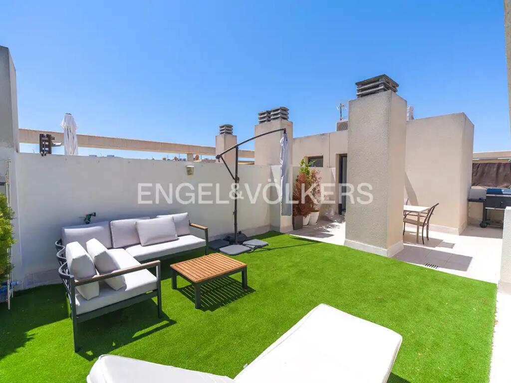 Main image of property: Valencia, Alicante, Alicante