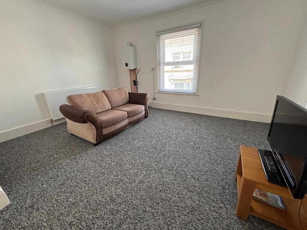 Main image of property: Flat B, 63 High Street, Ryde