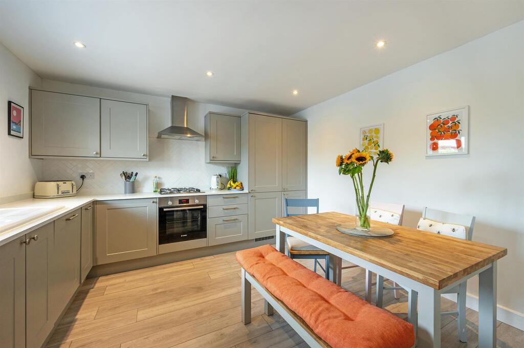 House in Salisbury - View 5
