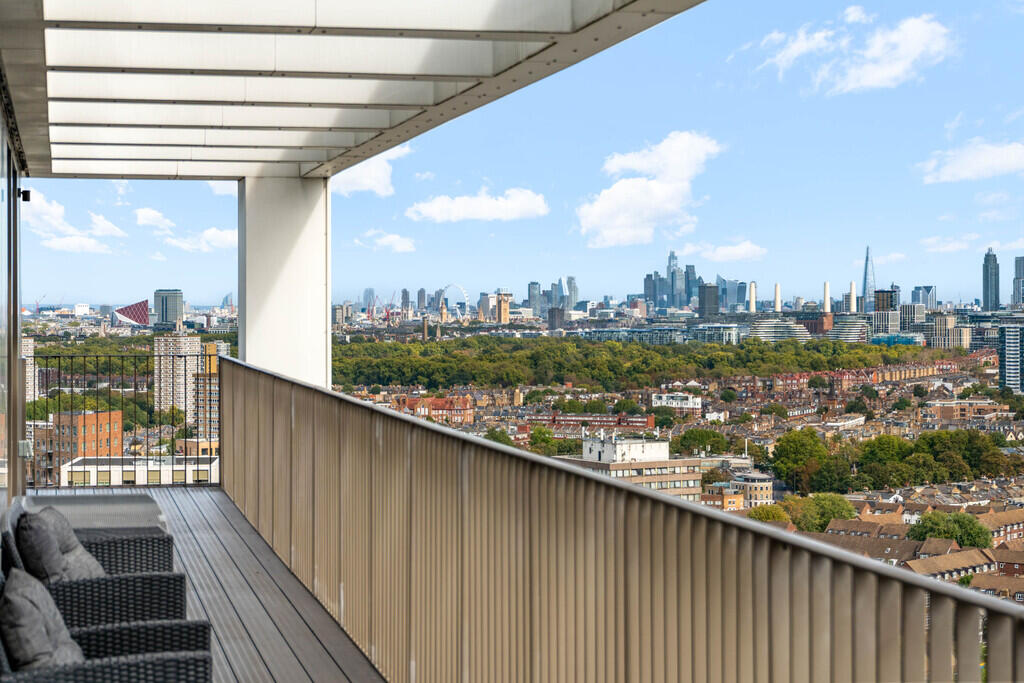 Apartment in London - View 4