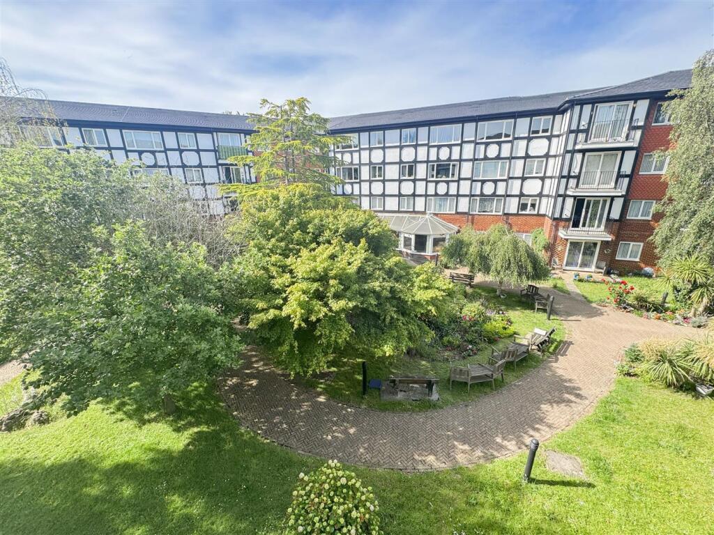 Property photo 8