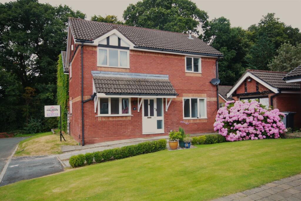 Main image of property: Capenhurst Close, Poynton