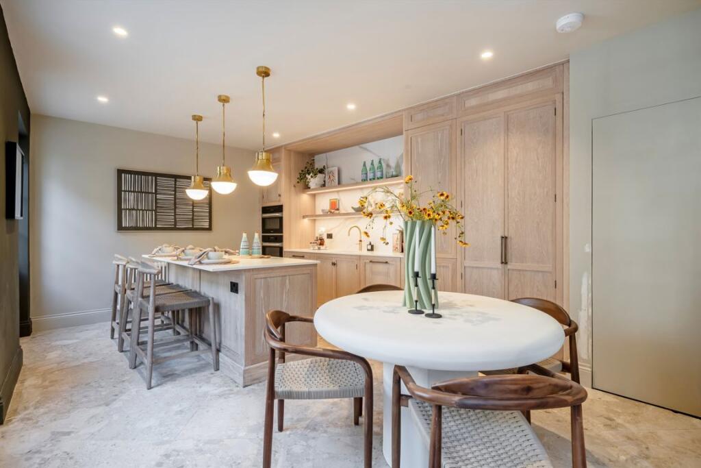 House in London - View 4