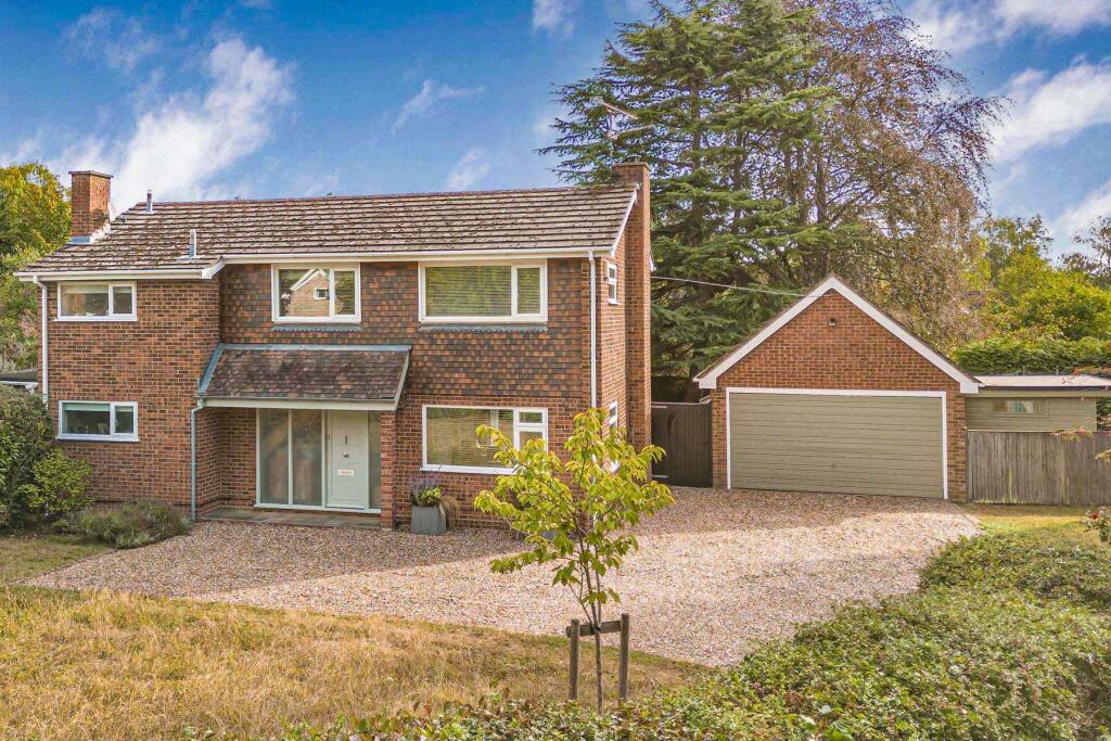 House in South Oxfordshire, Goring Heath