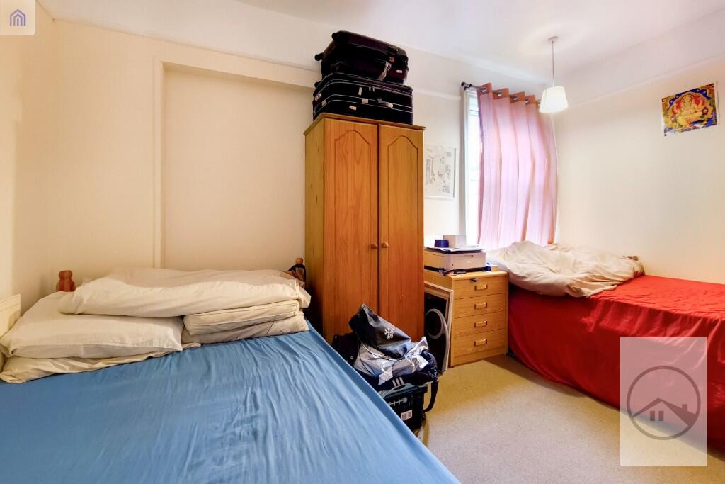 Main image of property: Salterford Road, Tooting, SW17
